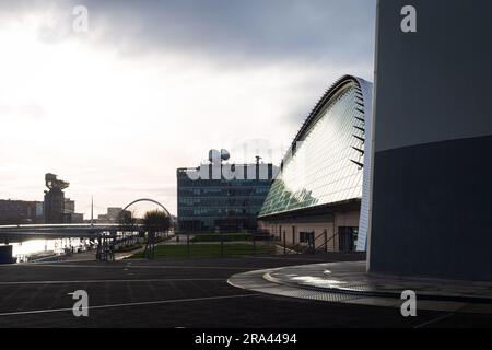 Un lever de soleil hivernal sur les gratte-ciel de Glasgow Banque D'Images