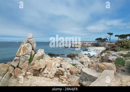 Photo aérienne de Lovers point à Monterey, Californie Banque D'Images