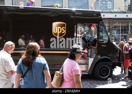 Seattle, États-Unis. 23 juin 2023. UPS au marché de Pike place. Banque D'Images