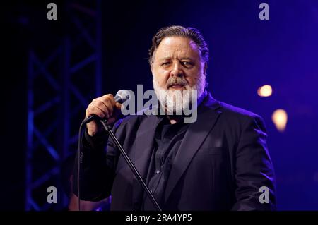 Russell Crowe vit BEI einem Konzert auf dem 57. Internationalen Filmfestival Karlovy Vary 2023 im Hotel Thermal. Karlsbad, 30.06.2023 Banque D'Images