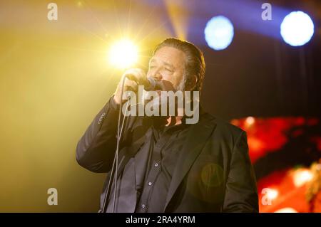 Russell Crowe vit BEI einem Konzert auf dem 57. Internationalen Filmfestival Karlovy Vary 2023 im Hotel Thermal. Karlsbad, 30.06.2023 Banque D'Images