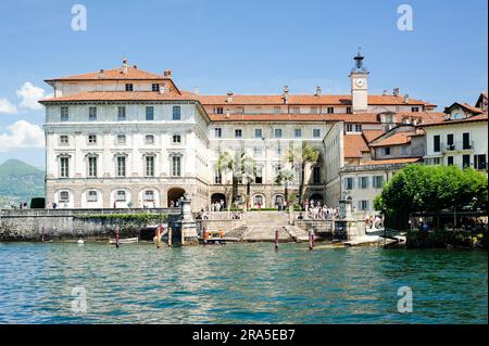 Isola Bella, Stresa, Italie, Palais Borromeo avec palais baroque Borromée sur Isola Bella. Banque D'Images