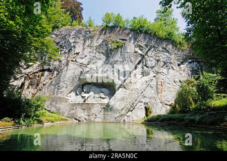 Monument au Lion dans le jardin des Glaciers, Lucerne, Suisse Banque D'Images