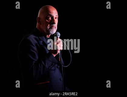 Mike Gunn, comédien de stand-Up au club de comédie de Joker, Southend-on-Sea, Essex © Clarissa Debenham (Photographie sans film) / Alamy Banque D'Images