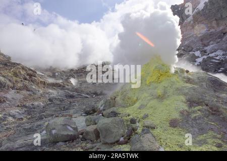 Fumaroles de soufre, Hokkaido, soufre, Fumarale, Japon Banque D'Images