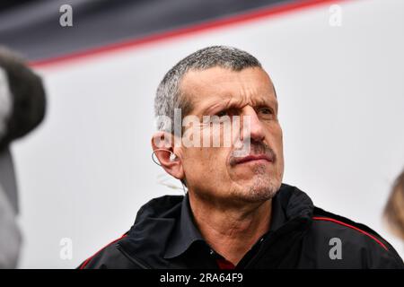 Spielberg, Mezzolombardo, Autriche. 1st juillet 2023. Guenther Steiner ( Team principal Haas F1 Team) parler aux médias avant le Sprint Shootout au circuit Red Bull Ring à Spielberg, Autriche (Credit image: © Daisy Facinelli/ZUMA Press Wire) USAGE ÉDITORIAL SEULEMENT! Non destiné À un usage commercial ! Banque D'Images