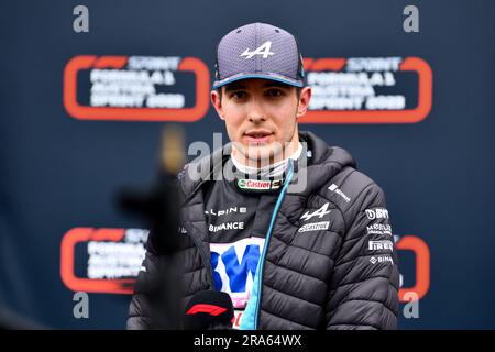 Spielberg, Mezzolombardo, Autriche. 1st juillet 2023. Le pilote français Esteban Ocon (Alpine F1 Team) parle aux médias après le sprint Shootout au circuit Red Bull Ring à Spielberg, Autriche (Credit image: © Daisy Facinelli/ZUMA Press Wire) USAGE ÉDITORIAL SEULEMENT! Non destiné À un usage commercial ! Banque D'Images