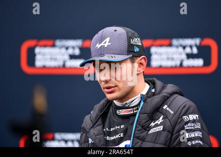 Spielberg, Mezzolombardo, Autriche. 1st juillet 2023. Le pilote français Esteban Ocon (Alpine F1 Team) parle aux médias après le sprint Shootout au circuit Red Bull Ring à Spielberg, Autriche (Credit image: © Daisy Facinelli/ZUMA Press Wire) USAGE ÉDITORIAL SEULEMENT! Non destiné À un usage commercial ! Banque D'Images