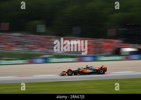 Spielberg, Autriche. 01st juillet 2023. Lando Norris de McLaren sur la piste pendant la fusillade se qualifier pour le Grand Prix d'Autriche F1 au Red Bull Ring sur 1 juillet 2023 à Spielberg, Autriche. Credit: Marco Canoniero / Alamy Live News Banque D'Images