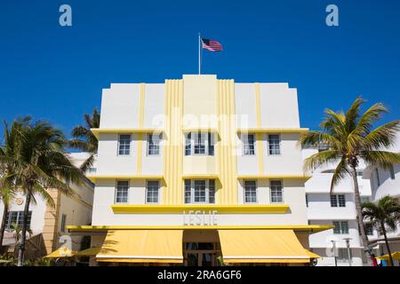 Miami Beach, Floride, États-Unis. Façade colorée de l'hôtel Leslie, Ocean Drive, quartier architectural de Miami Beach, South Beach. Banque D'Images