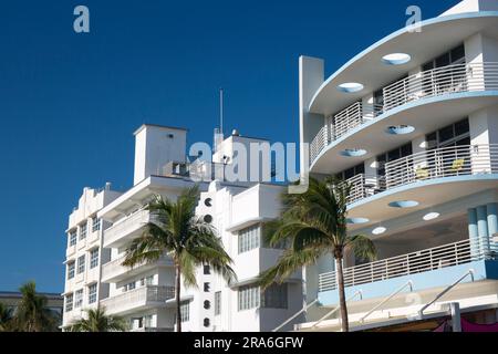 Miami Beach, Floride, États-Unis. Façade du Congress Hotel and Suites, Ocean Drive, quartier architectural de Miami Beach, South Beach. Banque D'Images