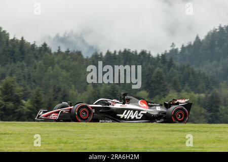 Spielberg, Autriche. 1 juillet 2023. Formule 1 Rolex Grand Prix autrichien au Red Bull Ring, Autriche. Photo : #20 Kevin Magnussen (DEN) de MoneyGram Haas F1 Team à Haas VF-23 pendant Sprint Shootout © Piotr Zajac/Alay Live News Banque D'Images