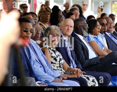 WILLEMSTAD - le ministre Ernst Kuipers (Santé publique, bien-être social et Sport) pendant la commémoration de l'esclavage à Curaçao. Sur Keti Koti, on se souvient qu'il y a exactement 150 ans, l'esclavage a pris fin sous le régime hollandais. ANP RAMSAY SOEMANTA pays-bas - belgique Out crédit: ANP/Alay Live News Banque D'Images