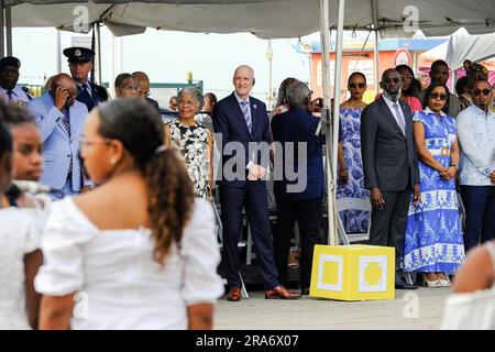 WILLEMSTAD - le ministre Ernst Kuipers (Santé publique, bien-être social et Sport) pendant la commémoration de l'esclavage à Curaçao. Sur Keti Koti, on se souvient qu'il y a exactement 150 ans, l'esclavage a pris fin sous le régime hollandais. ANP RAMSAY SOEMANTA pays-bas - belgique Out crédit: ANP/Alay Live News Banque D'Images