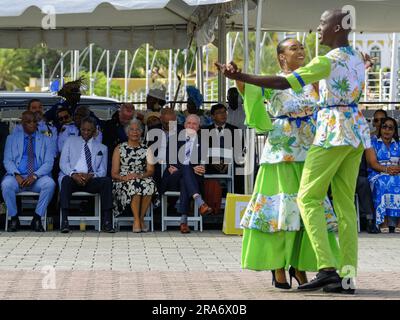 WILLEMSTAD - le ministre Ernst Kuipers (Santé publique, bien-être social et Sport) pendant la commémoration de l'esclavage à Curaçao. Sur Keti Koti, on se souvient qu'il y a exactement 150 ans, l'esclavage a pris fin sous le régime hollandais. ANP RAMSAY SOEMANTA pays-bas - belgique Out crédit: ANP/Alay Live News Banque D'Images