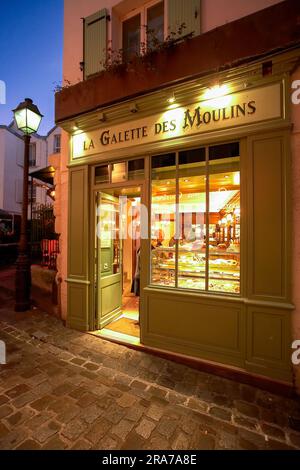 Pâtisserie la Galette des Moulins à la place du Tetre à Paris Banque D'Images