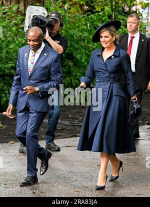 Amsterdam, Niederlande. 01st juillet 2023. La reine Maxima des pays-Bas arrive à l'Oosterpark d'Amsterdam, sur 01 juillet 2023, pour assister à Ketikoti (commémoration nationale du passé de l'esclavage hollandais), le roi prononce un discours et présente ses excuses. Crédit : Albert Nieboer/Netherlands OUT/point de vue OUT/dpa/Alay Live News Banque D'Images