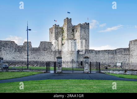 Le château de Trim dans le comté de Meath Ireland est situé sur le terrain de Saint Patrick's churcn. Banque D'Images