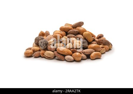 Mélange de noix salées savoureuses. Un groupe d'amandes, de pistaches, de noix, de macadamia, de noix de cajou. Banque D'Images