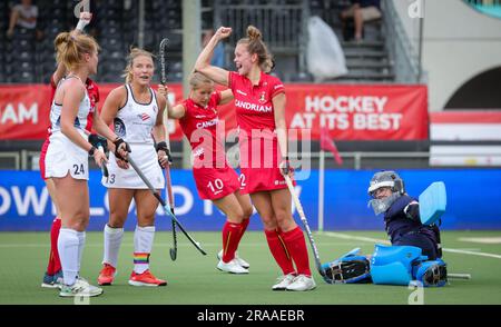 Anvers, Belgique. 02nd juillet 2023. Delphine Marien, Belgique, célèbre après avoir marqué un match de hockey entre l'équipe nationale belge Red Panthers et les États-Unis, dimanche 02 juillet 2023 à Anvers, match 10/12 dans la phase de groupe de la Ligue Pro FIH 2023. BELGA PHOTO VIRGINIE LEFOUR crédit: Belga News Agency/Alay Live News Banque D'Images