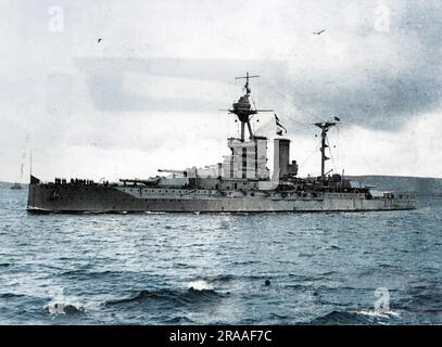 HMS Warmalgré, un cuirassé de la classe Queen Elizabeth, a lancé 1913. Elle a servi pendant la première Guerre mondiale, prenant part à la bataille de Jutland (1916), et a également servi tout au long de la Seconde Guerre mondiale. Date: 1914-1918 Banque D'Images