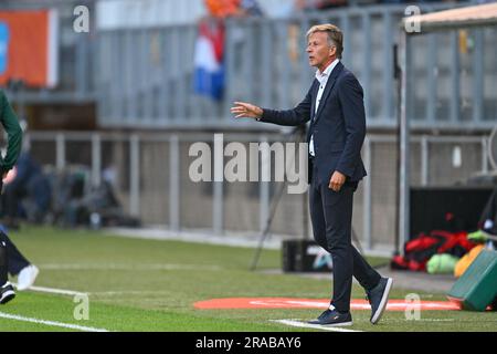 Kerkrade, pays-Bas. 02nd juillet 2023. L'entraîneur-chef des pays-Bas Andries Jonker a photographié lors d'un match de football amical entre les pays-Bas et l'équipe nationale féminine belge The Red Flames, le dimanche 02 juillet 2023 à Kerkrade. BELGA PHOTO DAVID CATRY crédit: Belga News Agency/Alay Live News Banque D'Images