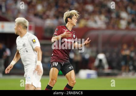 Kobe, Japon. 1st juillet 2023. Yuya Osako (Vissel) football : Osako regret après manquer chance pendant le match japonais '2023 Meiji Yasuda J1 League' entre Vissel Kobe 1-1 Hokkaido Consadole Sapporo au stade NOEVIR Kobe à Kobe, Japon . Crédit: Mutsu Kawamori/AFLO/Alay Live News Banque D'Images