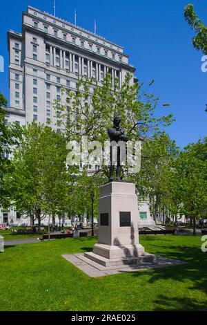 Canada, Québec , Montréal, immeuble Sun Life, monument Robert Burns, Banque D'Images