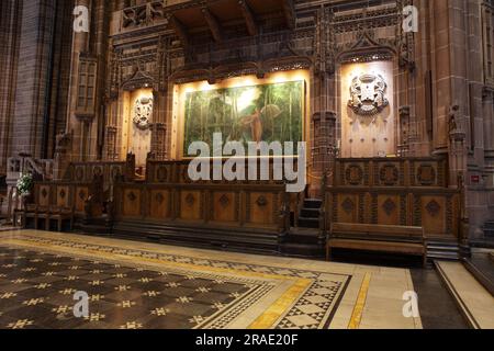 Vu ici est le Choir Stall, un aspect interne lié à la cathédrale anglicane de Liverpool. Banque D'Images