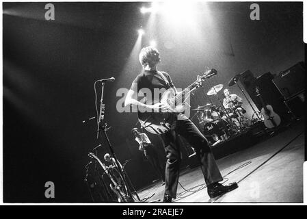 Paul Weller en tournée avec l'album Wild Wood au Cardiff St David's Hall le 12 novembre 1993. Photo: Rob Watkins Banque D'Images