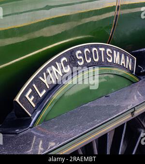 Nom plaque du célèbre train à vapeur Flying Scotsman Banque D'Images