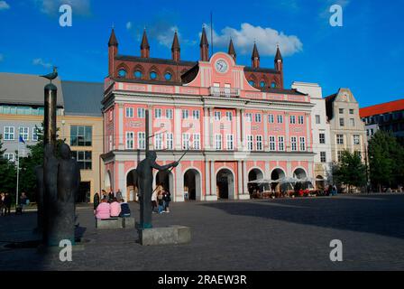 Été, paysage urbain, marché, gothique, mairie, Ville hanséatique, Rostock, Mecklembourg-Poméranie occidentale, Allemagne Banque D'Images