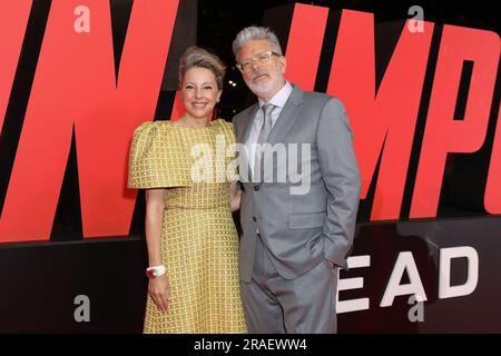 3 juillet 2023: CHRISTOPHER MCQUARRIE et sa femme HEATHER MCQUARRIE participant à la première australienne de la « Commission: Impossible - Dead Reckoning part One » à la ICC Sydney Darling Harbour on 03 juillet 2023 à Sydney, Nouvelle-Galles du Sud Australie (Credit image: © Christopher Khoury/Agence de presse australienne via ZUMA Wire) USAGE ÉDITORIAL EXCLUSIF ! Non destiné À un usage commercial ! Banque D'Images