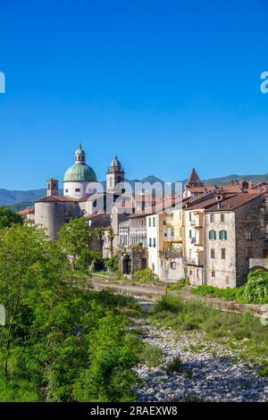 Vue du Nord-est, Pontremoli, Massa-Carrara. Toscane, Italie Banque D'Images