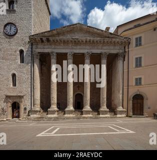 Église de Santa Maria sopra Minerva à Assise Banque D'Images