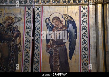 Anges mosaïque byzantine à l'intérieur du style baroque Cattedrale di Santa Maria Nuova à Monreale Sicile, Italie. Banque D'Images