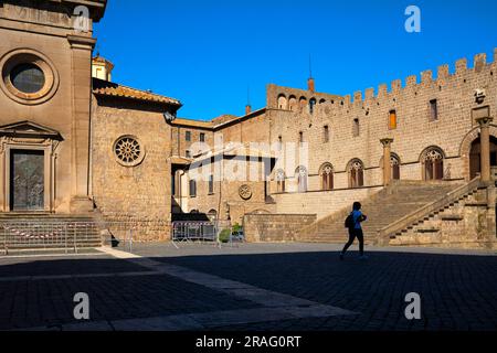 Piazza San Lorenzo, Viterbo, Latium, Italie Banque D'Images