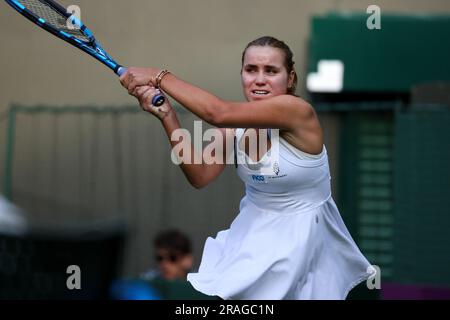Londres, Royaume-Uni. 03rd juillet 2023. 03 juillet 2023 - Wimbledon. L'américain Sofia Kenin, lors de son premier tour, a bouleversé la victoire sur son coco Gauff américain lors de son premier match à Wimbledon. Crédit : Adam Stoltman/Alamy Live News Banque D'Images