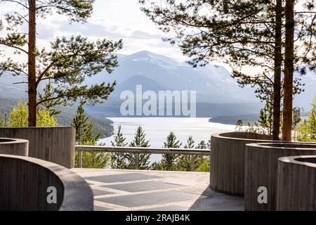 Point de vue de Sohlbergplassen avec les montagnes du parc national de Rondane en Norvège Banque D'Images