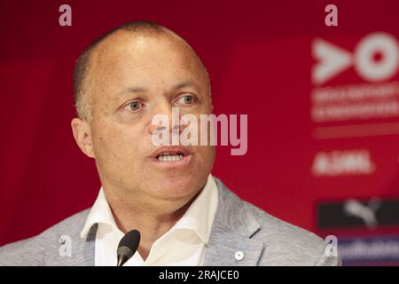 Eindhoven, pays-Bas. 4 juillet 2023. Le directeur des affaires football est sérieux Stewart lors d'une présentation au stade Phillips sur 4 juillet 2023 à Eindhoven, pays-Bas. ANP JEROEN PUTMANS/Alamy Live News Banque D'Images