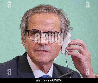 Tokyo, Japon. 04th juillet 2023. Directeur général de l'Agence internationale de l'énergie atomique (AIEA), Rafael Grossi assiste à la conférence de presse qui se tient mardi à 4 juillet 2023, à Tokyo, au Japon. Photo par Keizo Mori/UPI crédit: UPI/Alay Live News Banque D'Images