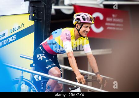 Bilbao, Espagne - 1 juillet 2023 : Présentation de l'équipe EF EDUCATION - EASYPOST dans la première étape du Tour 2023 avec départ et arrivée à Bilba Banque D'Images