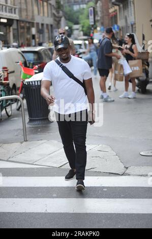 Milan, 04-07-2023 Samuel ETO'o, ancien footballeur de l'équipe nationale camerounaise et de Barcelone, Inter, avec qui il a remporté les « aigus », et maintenant président de la Fédération de football camerounaise, est actuellement aux yeux de la tempête pour une affaire de football extra-football. Samuel pourrait rencontrer des difficultés car sa fille Erika do Rosario Nieves, âgée de 22 ans, a demandé 1 ans de prison en Espagne par l'intermédiaire de son avocat. La fille n'a jamais été reconnue par ETO'o comme sa fille, et pour cette raison, en 2018, il a commencé une affaire légale pour obtenir la reconnaissance, fournissant toutes les preuves nécessaires pour démontrer la parenté de sang. Dernier Banque D'Images