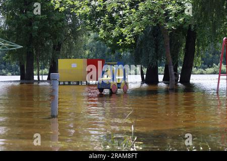 Les conséquences des inondations dans le parc, printemps Banque D'Images