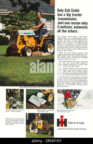 International Harvester Agriculture Company - annonce de tracteur IH Cub Cadet dans un magazine 1969 Banque D'Images