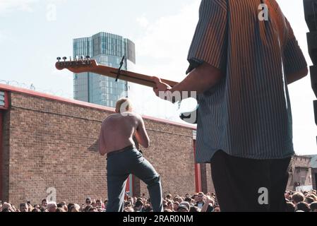 Le groupe Shame joue sur la scène de New Bird Street lors du Liverpool Soun City le 4 mai 2019. Banque D'Images