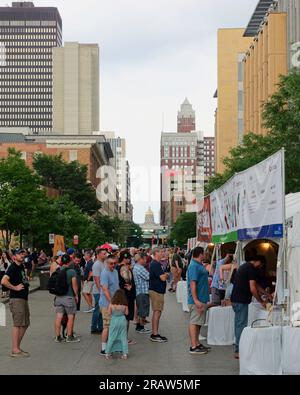 Des Moines, Iowa - 24 juin 2023 : des Moines Arts Festival - Iowa Art Fair Banque D'Images