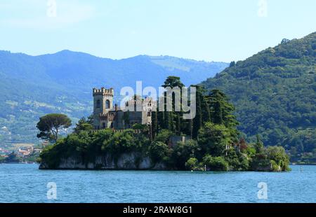 Lac d'Iseo, Château de l'île de Loreto. Castello dell'isola di Loreto, Lago d'Iseo, Iseosee, Italie Banque D'Images