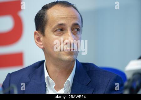 Bucarest, Roumanie. 5 juillet 2023 : le président du Comité Olympique et sportif roumain, Mihai Covaliu, tireur de sabre retraité olympique et champion du monde, assiste à la conférence de presse annonçant l'organisation de la compétition cycliste 'Tour de Roumanie '23' entre le 4 et le 10 septembre. Crédit : Lucian Alecu/Alamy Live News Banque D'Images