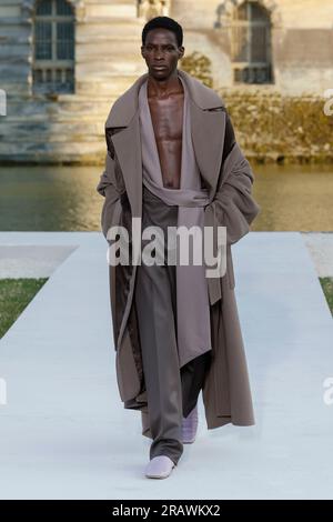 Paris, Frankreich. 05 juillet 2023. VALENTINO haute Couture automne-hiver 2023 Runway pendant la semaine de la haute Couture le 2023 juillet - Paris ; France 05/07/2023 crédit : dpa/Alamy Live News Banque D'Images